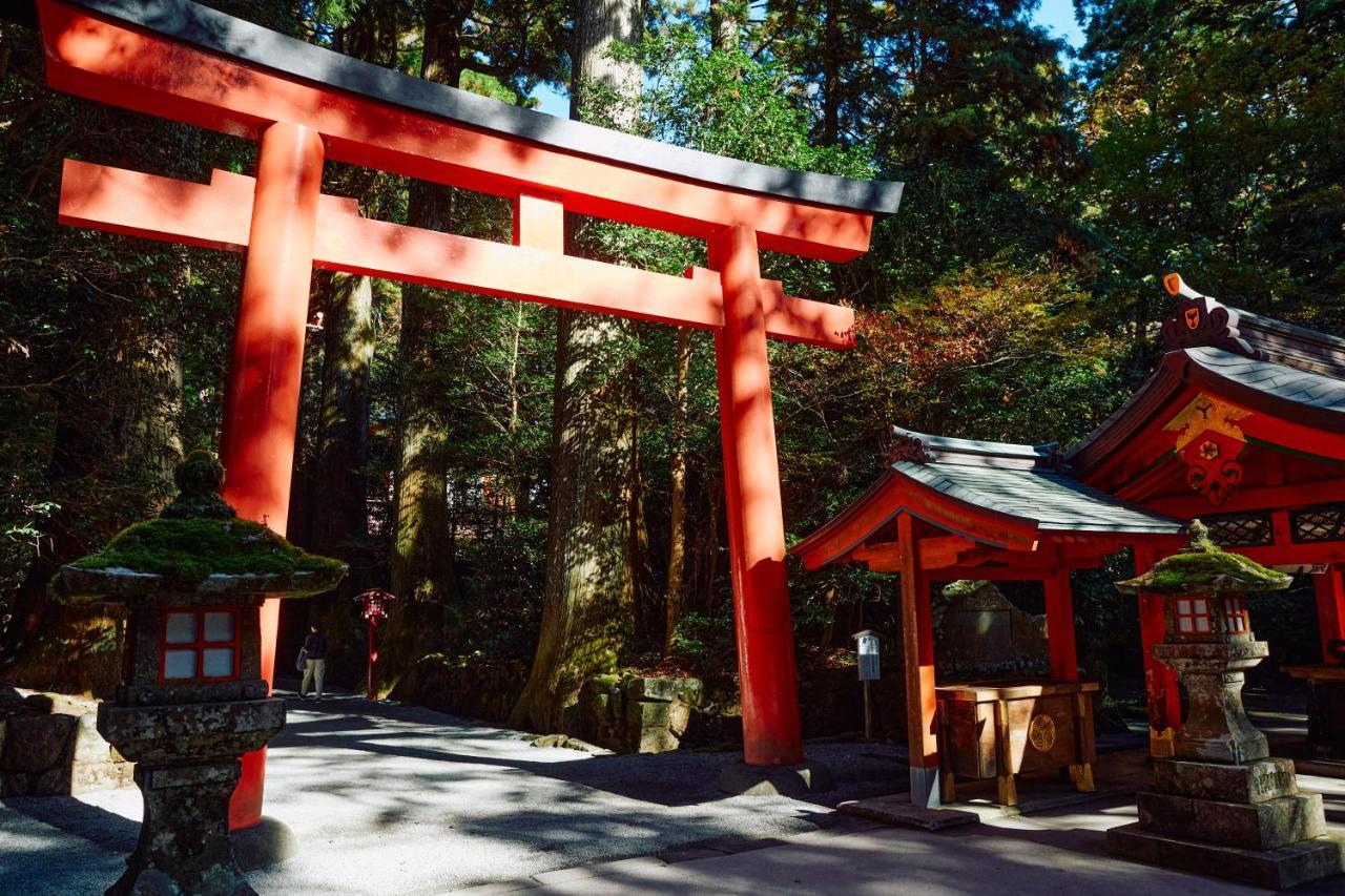 Villa Hakone Kabuto 古民家旅館 150平米 バス停迄一分 準天然温泉 最大12名 מראה חיצוני תמונה