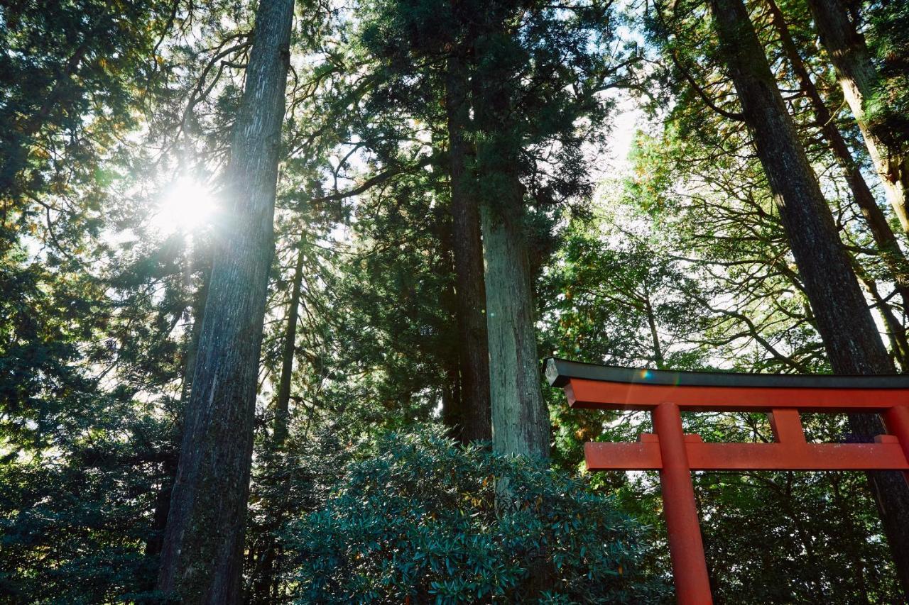 Villa Hakone Kabuto 古民家旅館 150平米 バス停迄一分 準天然温泉 最大12名 מראה חיצוני תמונה