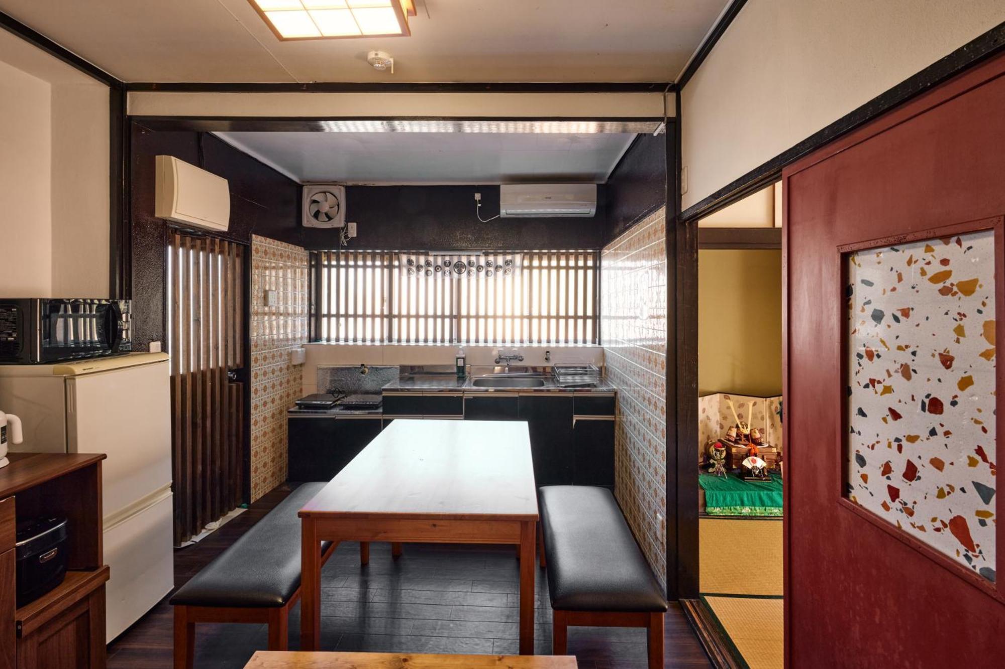 Villa Hakone Kabuto 古民家旅館 150平米 バス停迄一分 準天然温泉 最大12名 מראה חיצוני תמונה